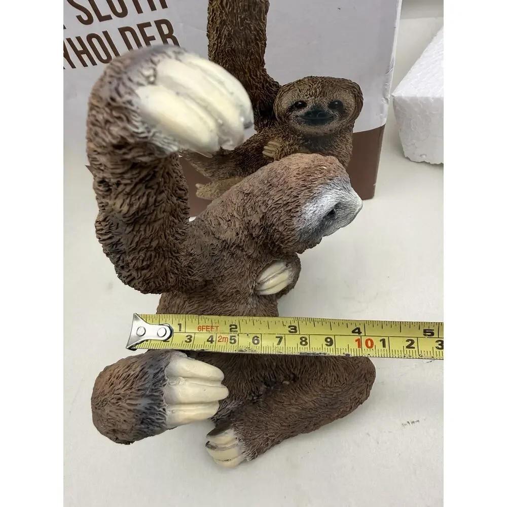 Magnetic Key Holder, Cute Magnetic Lazy Sloth Statue Keychain Securely Keep Keys